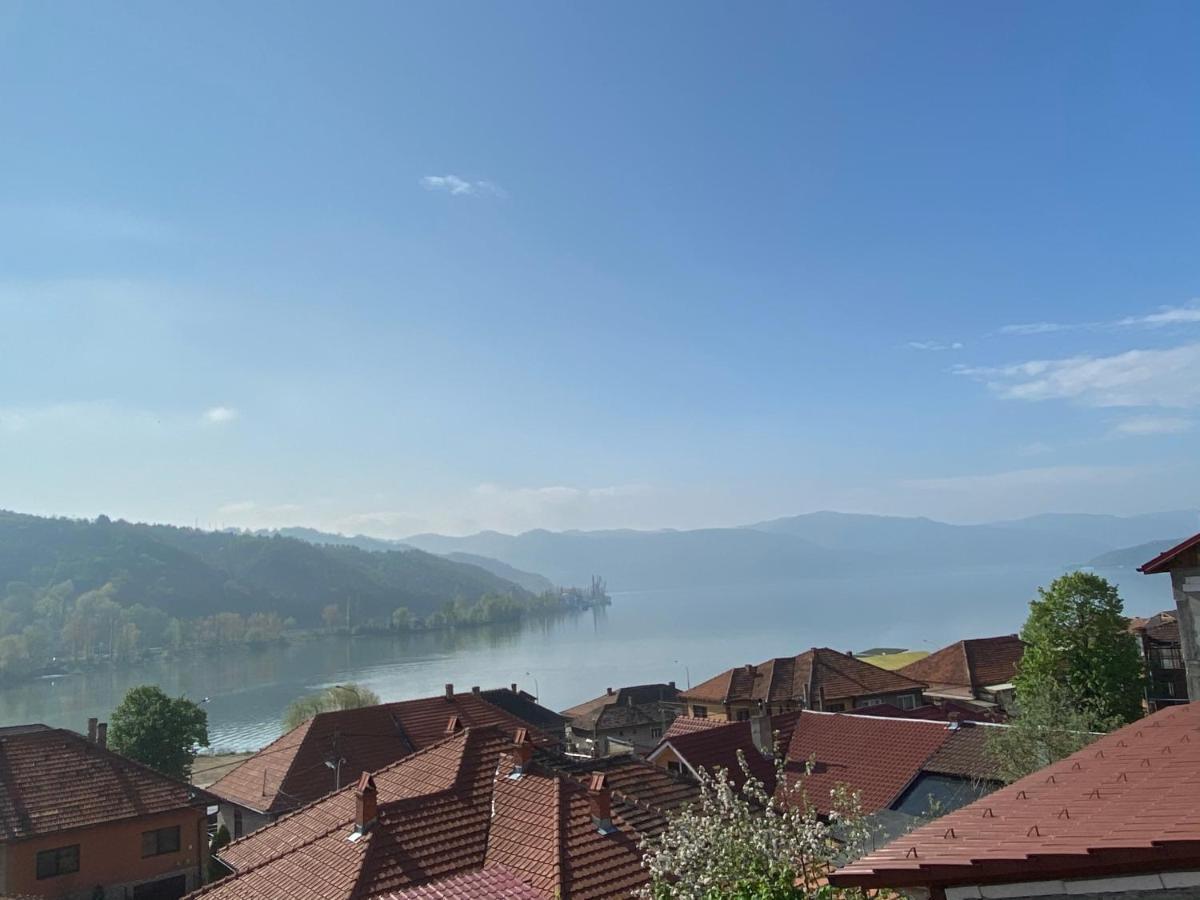 Apartament La Sika Orszowa Zewnętrze zdjęcie